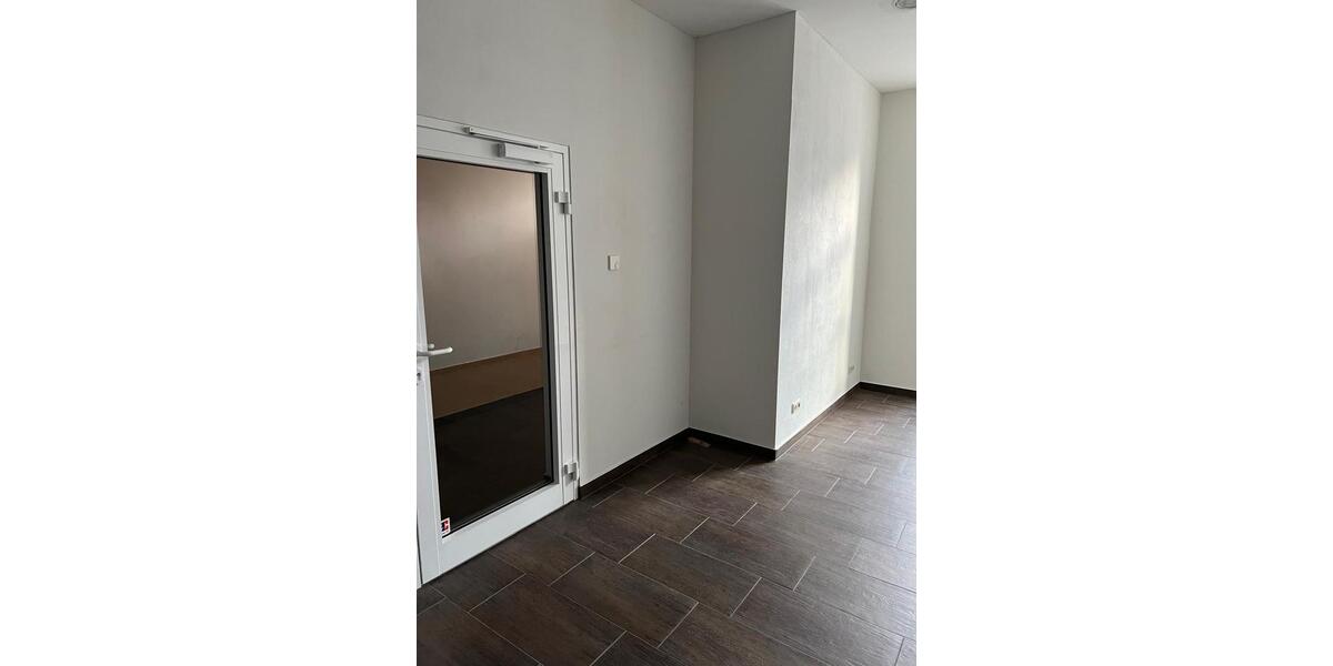 Nachmieter Büro- Gewerbefläche in der Altstadt von Stralsund zimmer