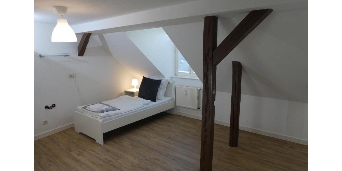 Einfamilienhaus Warin - 10 Zimmer, 245 m&sup2;, 1.690&euro; | Angebot:26366901