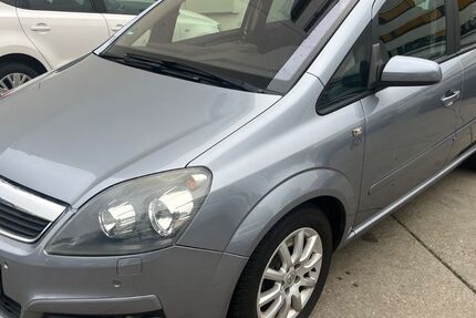 Opel Zafira 70.000 km 7.990 &euro; Dreieich 63303