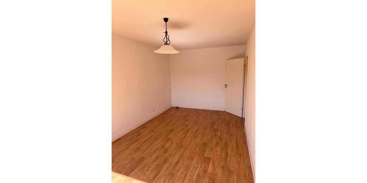 Etagenwohnung Hamm (Sieg) - 3 Zimmer, 60 m&sup2;, 115.000&euro; | Angebot:26819915