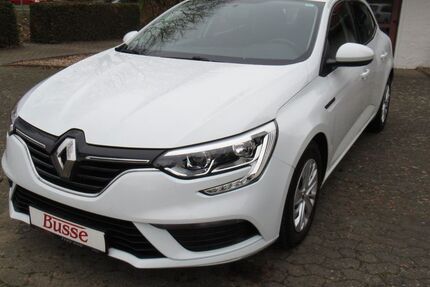 Renault Megane 62.377 km 12.100 &euro; Osterburg OT Düsedau 39606