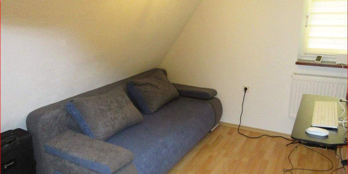 Doppelhaushälfte Altensteig - 5 Zimmer, 125 m&sup2;, 329.000&euro; | Angebot:25665822