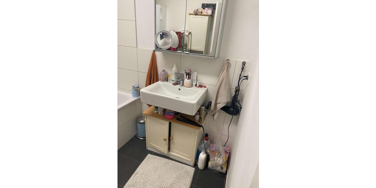 Etagenwohnung Dortmund Innenstadt Ost - 4 Zimmer, 95 m&sup2;, 950&euro; | Angebot:26262458