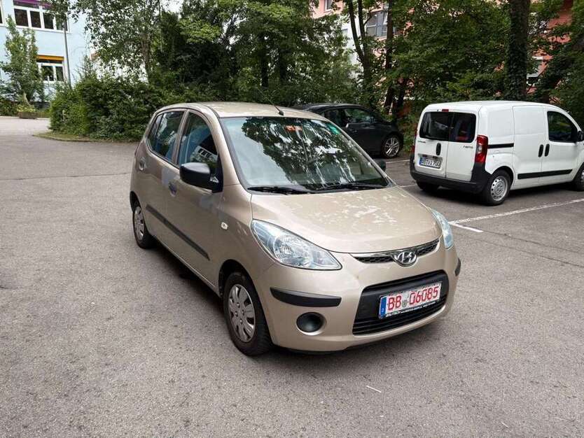 i10