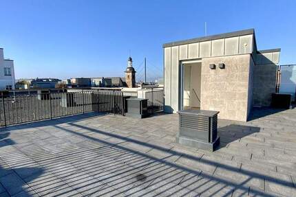 Dachterrassen-Wohnung mit Blick über Düsseldorf im Andreas Quartier mit EBK und TG-Plätzen 2 zimmer