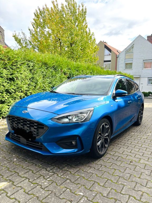 Ford Focus 60.500 km 21.290 € Schweinfurt 97422