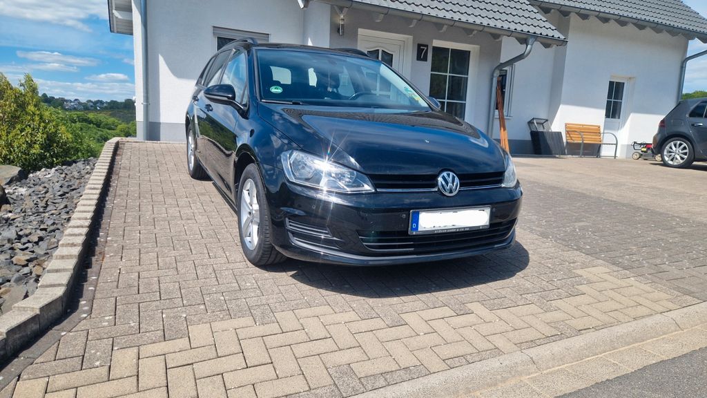 VW Golf 230.000 km 8.500 &euro; Steinebach 57520