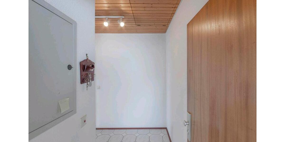 Dachgeschoßwohnung Sankt Georgen im Schwarzwald - 3 Zimmer, 67 m&sup2;, 650&euro; | Angebot:26297532