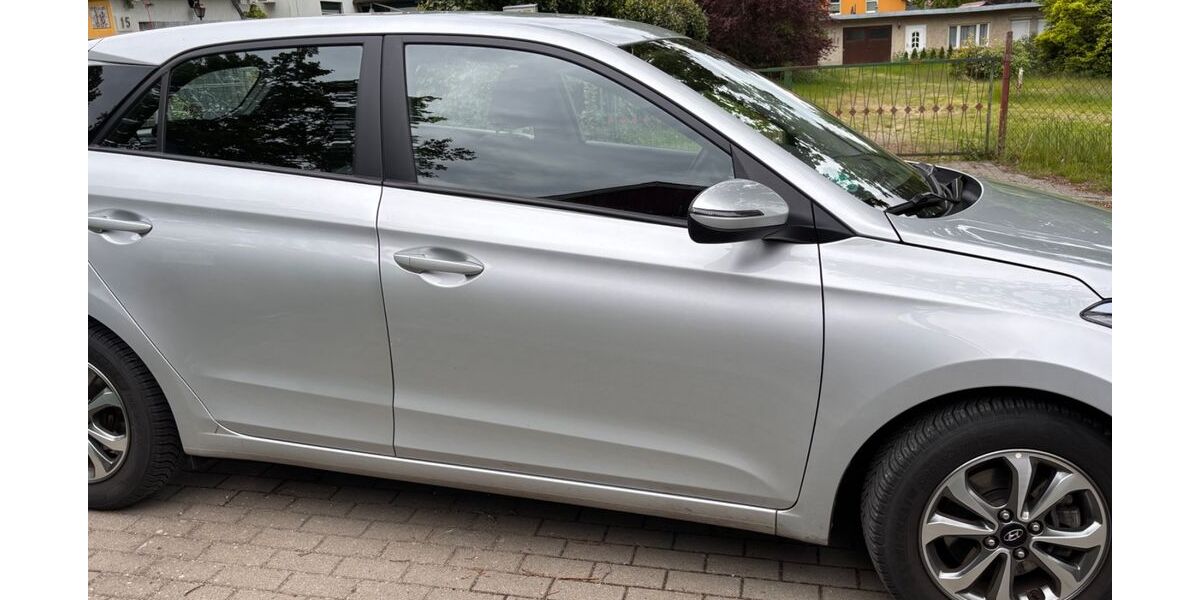 Hyundai i20 39.500 km 12.750 &euro; Wandlitz 16348