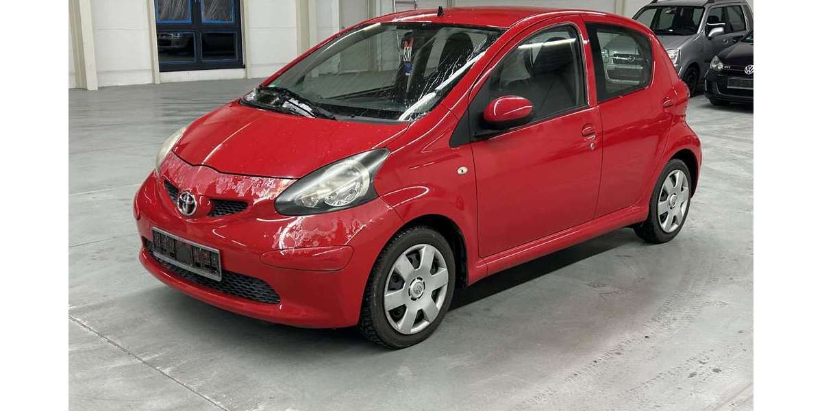 Toyota Aygo 87.400 km 3.390 &euro; Königswinter 53639