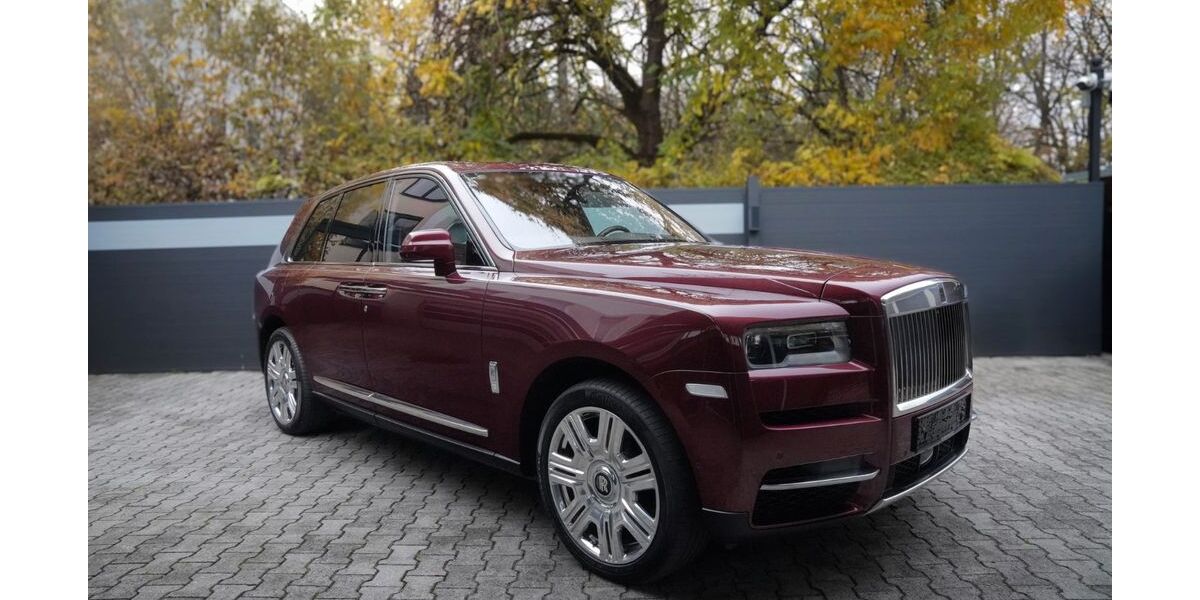 Rolls Royce Cullinan 34.500 km 354.620 &euro; München 81737