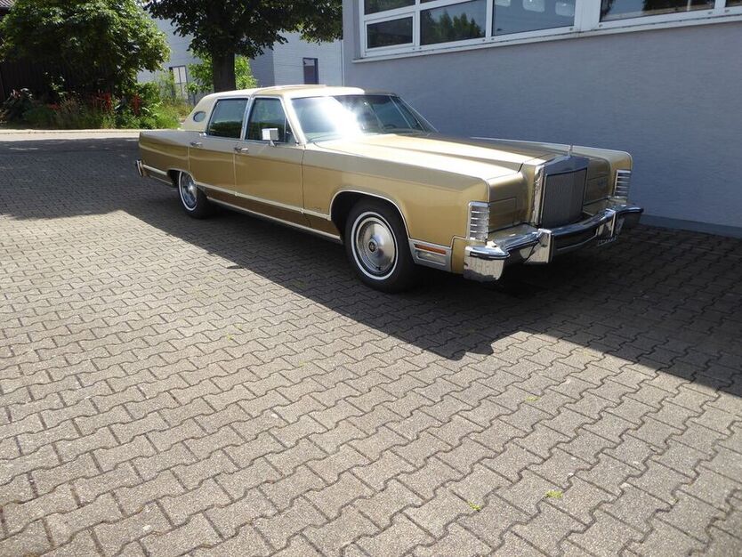 Town Car