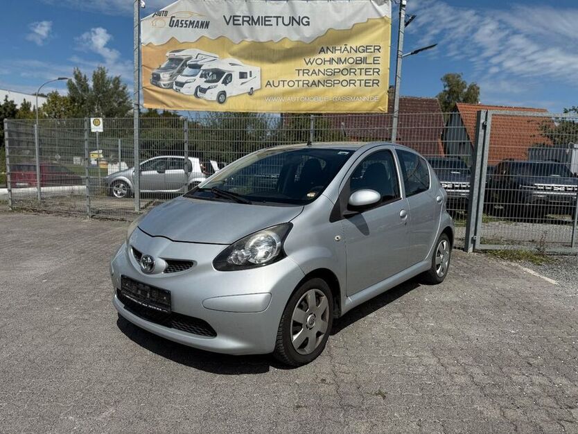 Aygo (X)