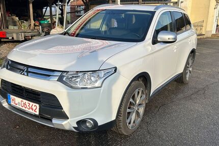 Mitsubishi Outlander 239.000 km 7.299 &euro; Lübeck 23560