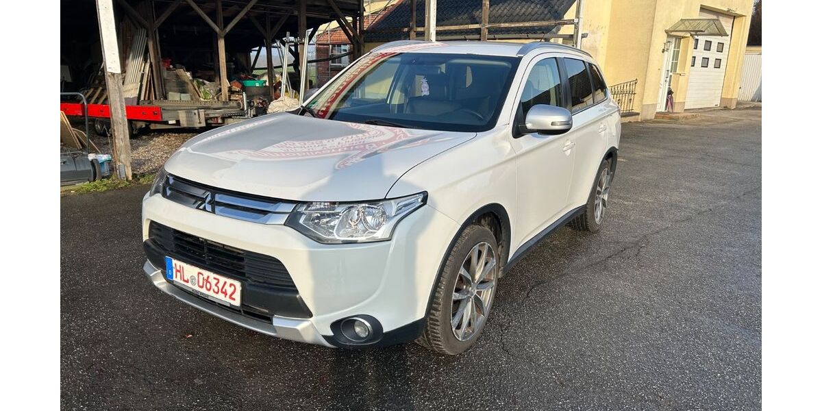 Mitsubishi Outlander 239.000 km 7.299 &euro; Lübeck 23560