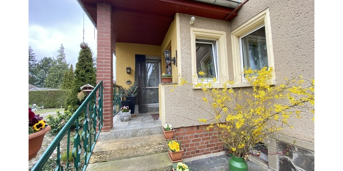 Charmante Doppelhaushälfte für idyllisches Familienwohnen mit großem Grundstück in bester Lage - Doppelhaushälfte Weinböhla | Angebot:26477754