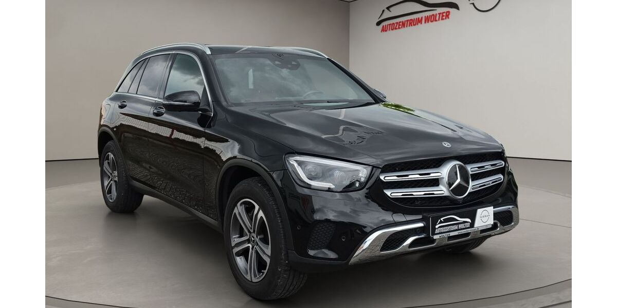 Mercedes-Benz GLC 300 74.500 km 34.990 &euro; Schwedt 16303