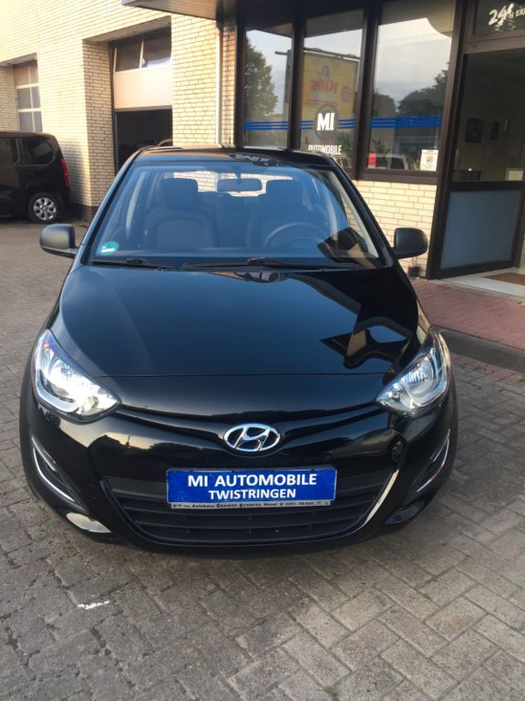i20