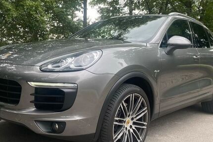 Porsche Cayenne 182.191 km 26.500 &euro; Emmering 82275