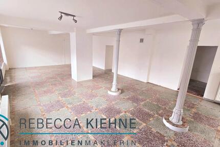 Attraktives Ladenlokal am Marktplatz im Herzen Buttstädts zimmer