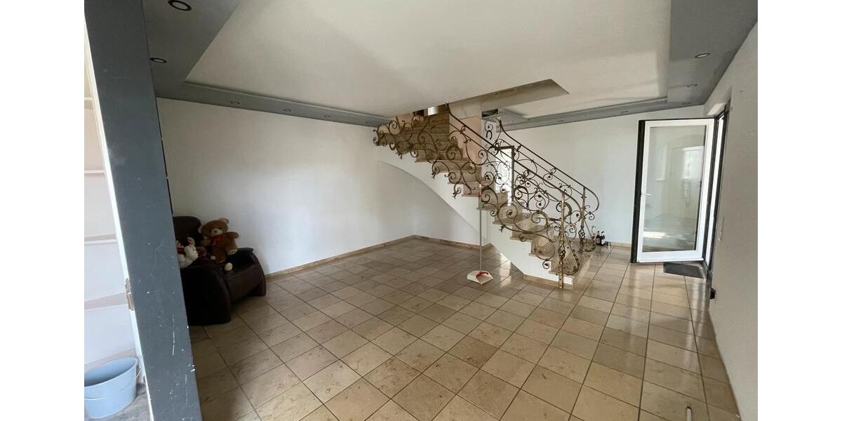 Mehrfamilienhaus, Wohnhaus Winterberg - 8 Zimmer, 248 m&sup2;, 555.000&euro; | Angebot:26212252