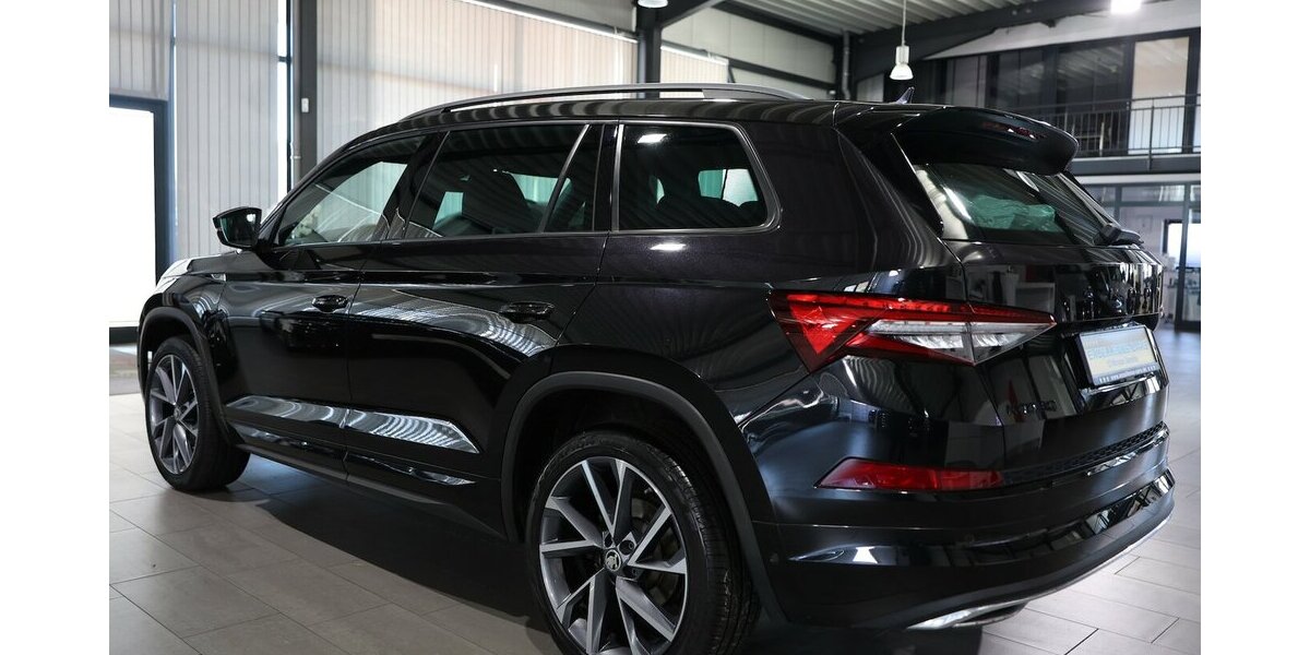 Skoda Kodiaq 1.5 TSI DSG SPORTLINE BLACK-PLUS PANORAMA 144.000 km 27.991 &euro; Hamm 59077
