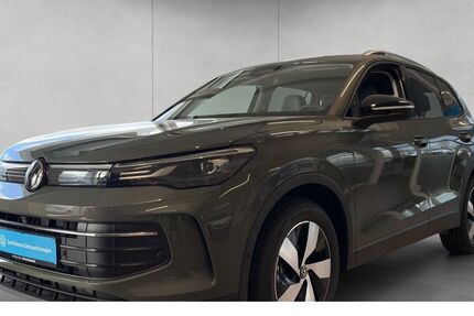 VW Tiguan 1.500 km 46.990 &euro; Heide 25746