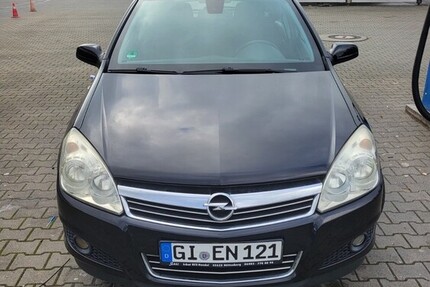 Opel Astra 127.000 km 3.500 € Langgöns 35428