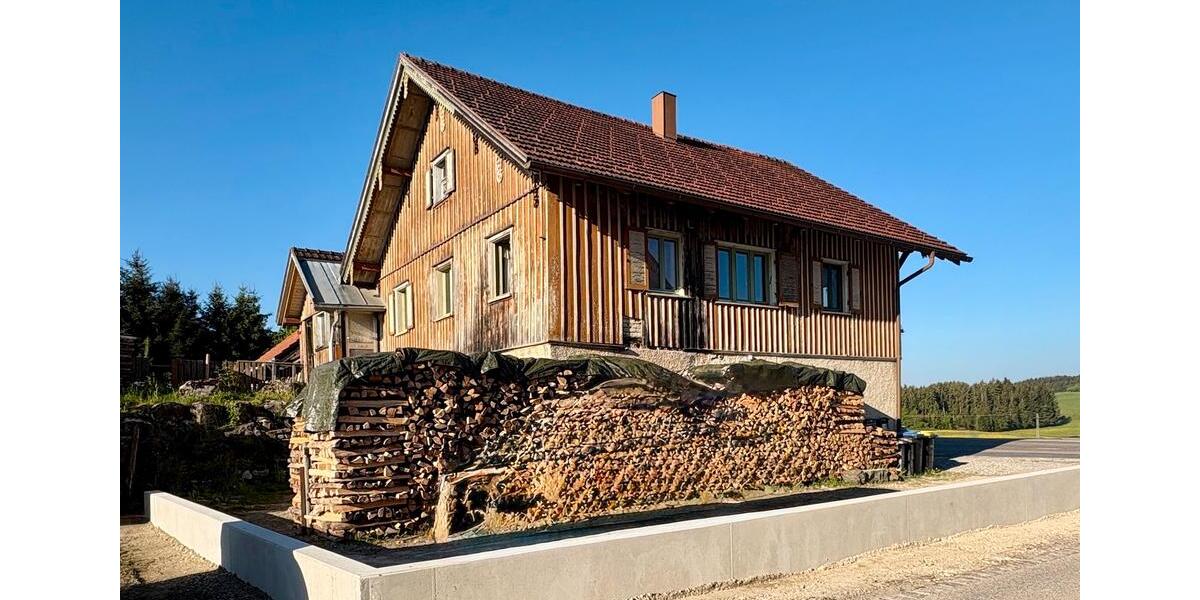 Doppelhaushälfte Argenbühl - 3 Zimmer, 187 m&sup2;, 1.000&euro; | Angebot:25984965