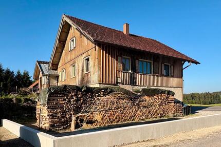 Haus Argenbühl - 3 Zimmer, 187 m&sup2;, 1.000&euro; | Angebot:25984965