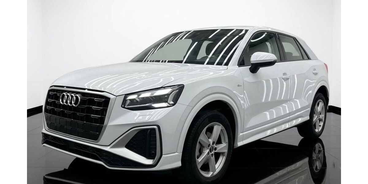 Audi Q2 2.600 km 29.880 &euro; Vohenstrauss 92648