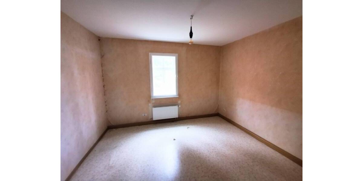 Mehrfamilienhaus, Wohnhaus Grünberg Grünberg - 7 Zimmer, 262 m&sup2;, 118.000&euro; | Angebot:26658942