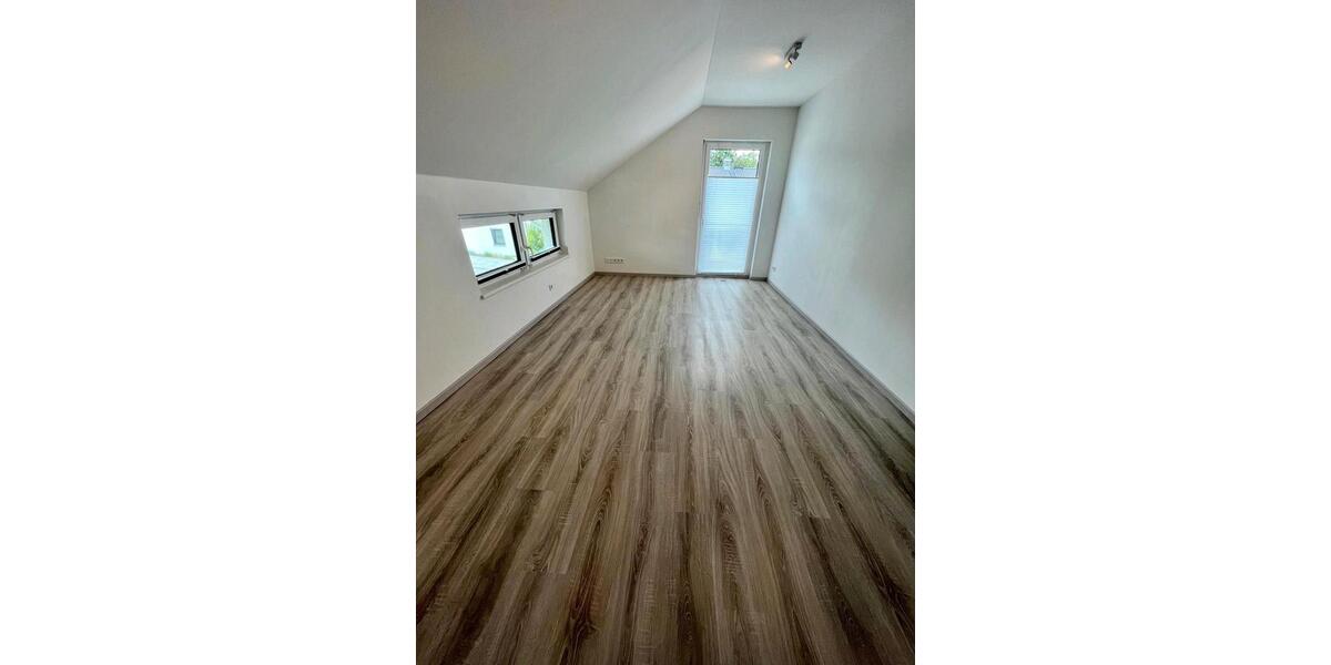 Einfamilienhaus Schorndorf - 6 Zimmer, 164 m&sup2;, 450.000&euro; | Angebot:24609281