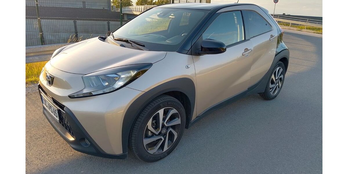 Toyota Aygo (X) 5.677 km 14.800 &euro; Schwabach 91126
