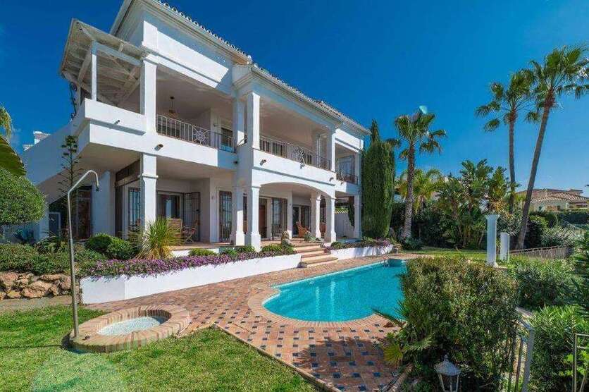 Haus zum Kaufen in Marbella 1.990.000 € 504 m²