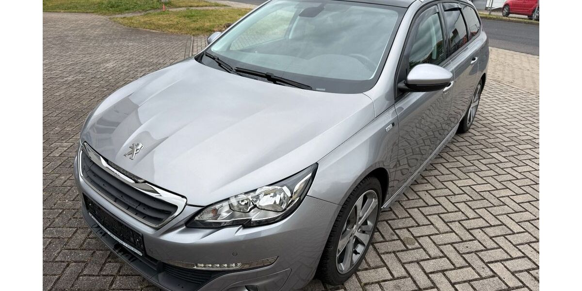 Peugeot 308 79.200 km 7.499 &euro; Bitterfeld 06749