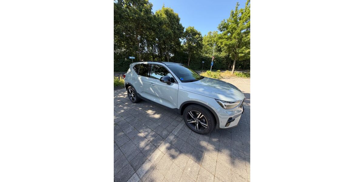 Volvo XC40 32.500 km 32.900 &euro; Wiesbaden 65193
