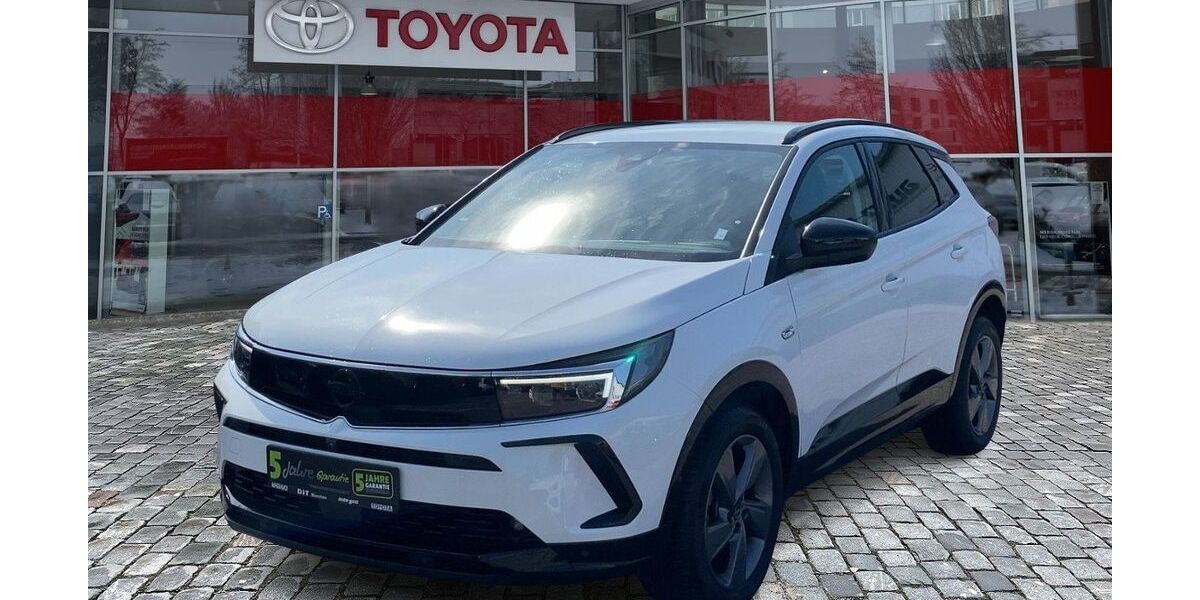 Opel Grandland (X) 23.969 km 20.990 &euro; München 80687