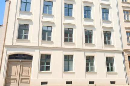 Haus Görlitz - 60 Zimmer, 1.150 m&sup2;, 237.000&euro; | Angebot:27146443