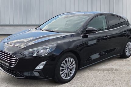 Ford Focus 56.636 km 15.380 &euro; Eschwege 37269