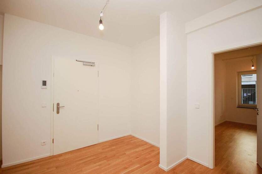 Großzügige 5-Zimmer-Wohnung in neuwertigem Zustand - Kernsanierung 2020 5 zimmer