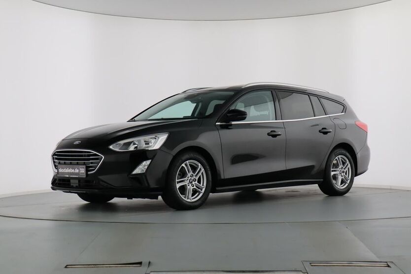 Ford Focus 44.021 km 14.889 € Sangerhausen 06526