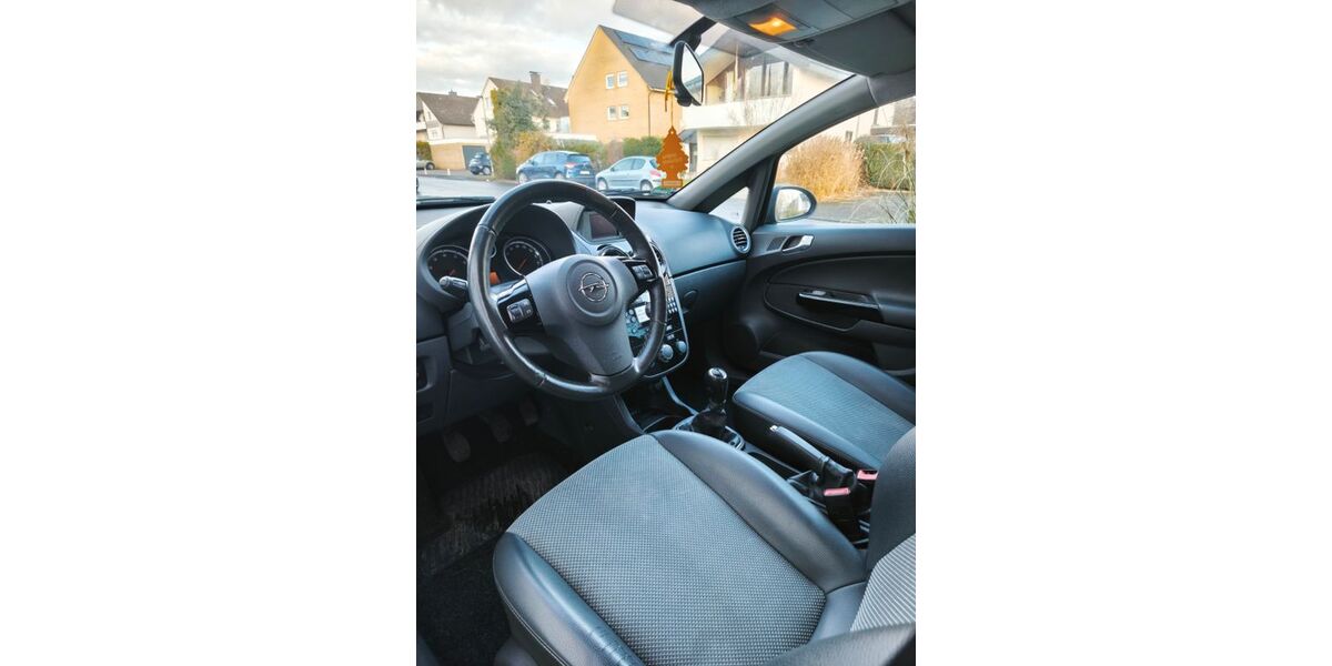 Opel Corsa 170.000 km 3.950 &euro; Herford 32051