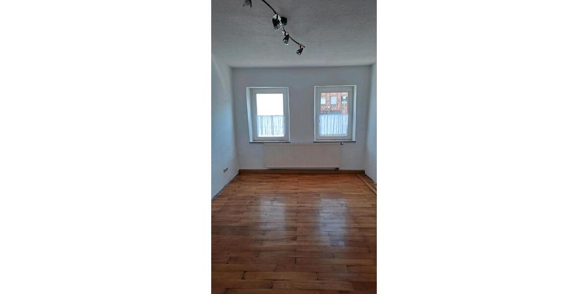 Erdgeschoßwohnung Ayl - 5 Zimmer, 130 m&sup2;, 850&euro; | Angebot:26359617
