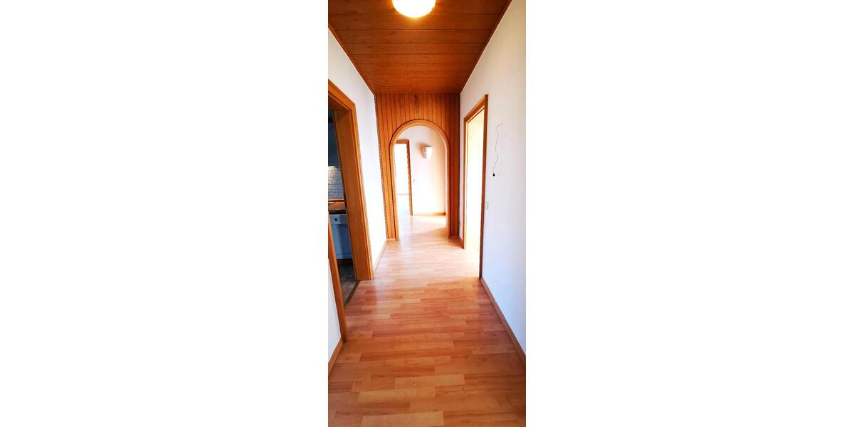 Erdgeschoßwohnung Fürstenberg - 4 Zimmer, 117 m&sup2;, 720&euro; | Angebot:26455236