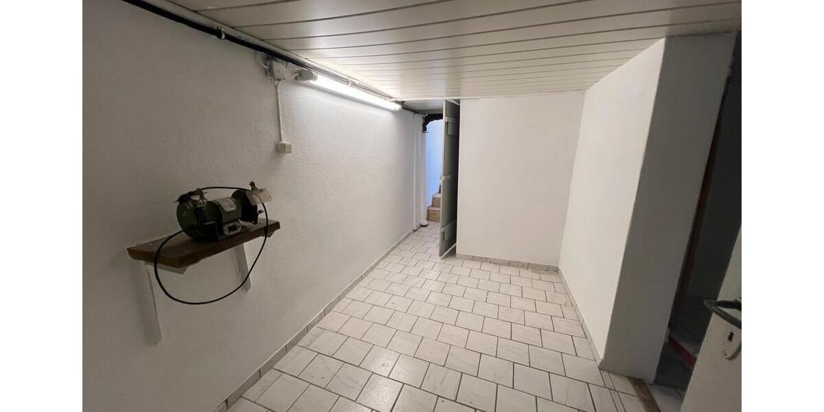 Etagenwohnung Andernach - 3 Zimmer, 100 m&sup2;, 1.400&euro; | Angebot:26328783