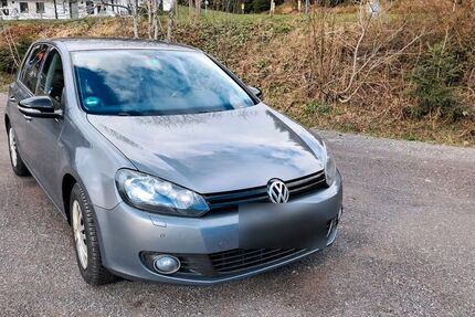 VW Golf 212.000 km 3.900 &euro; Weil am Rhein 79576