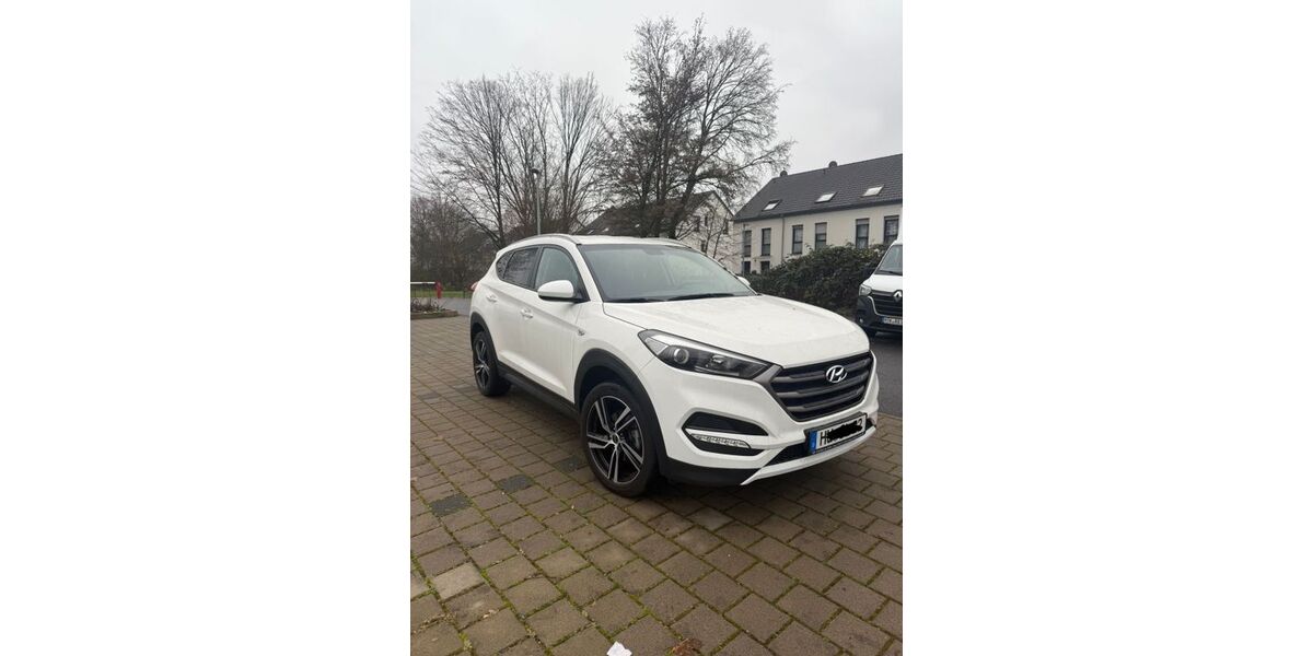 Hyundai TUCSON 20.337 km 17.888 &euro; Hanau 63457