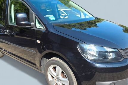 VW Caddy 153.500 km 8.700 &euro; Hilden 40724