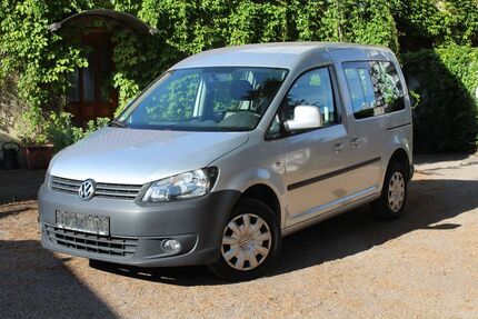 VW Caddy 238.000 km 3.999 &euro; Berlin 10317
